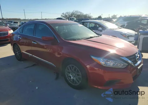 2016 Nissan Altima 2.5 из США, поврежденный, VIN 1N4AL3AP4GN379080